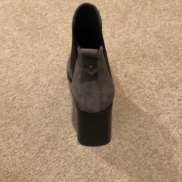 BP. Grey Suede Booties, size women’s 8 - Picture 4 of 7
